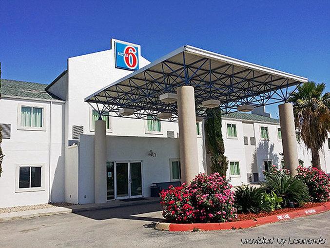 Motel 6 New Braunfels Esterno foto