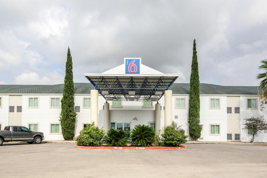 Motel 6 New Braunfels Esterno foto
