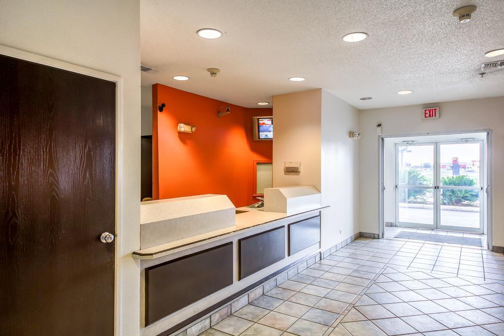 Motel 6 New Braunfels Esterno foto